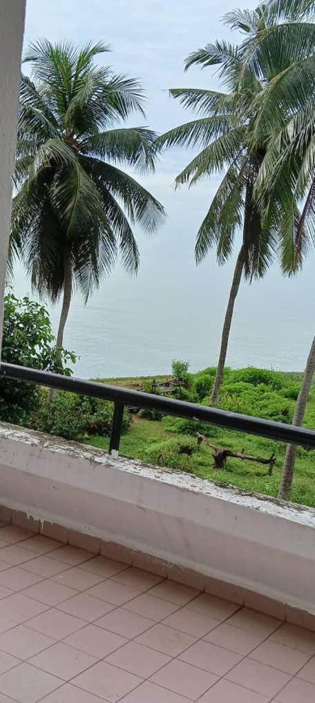 Pd Seaview Corus Paradise Lagoon Port Dickson Ngoại thất bức ảnh